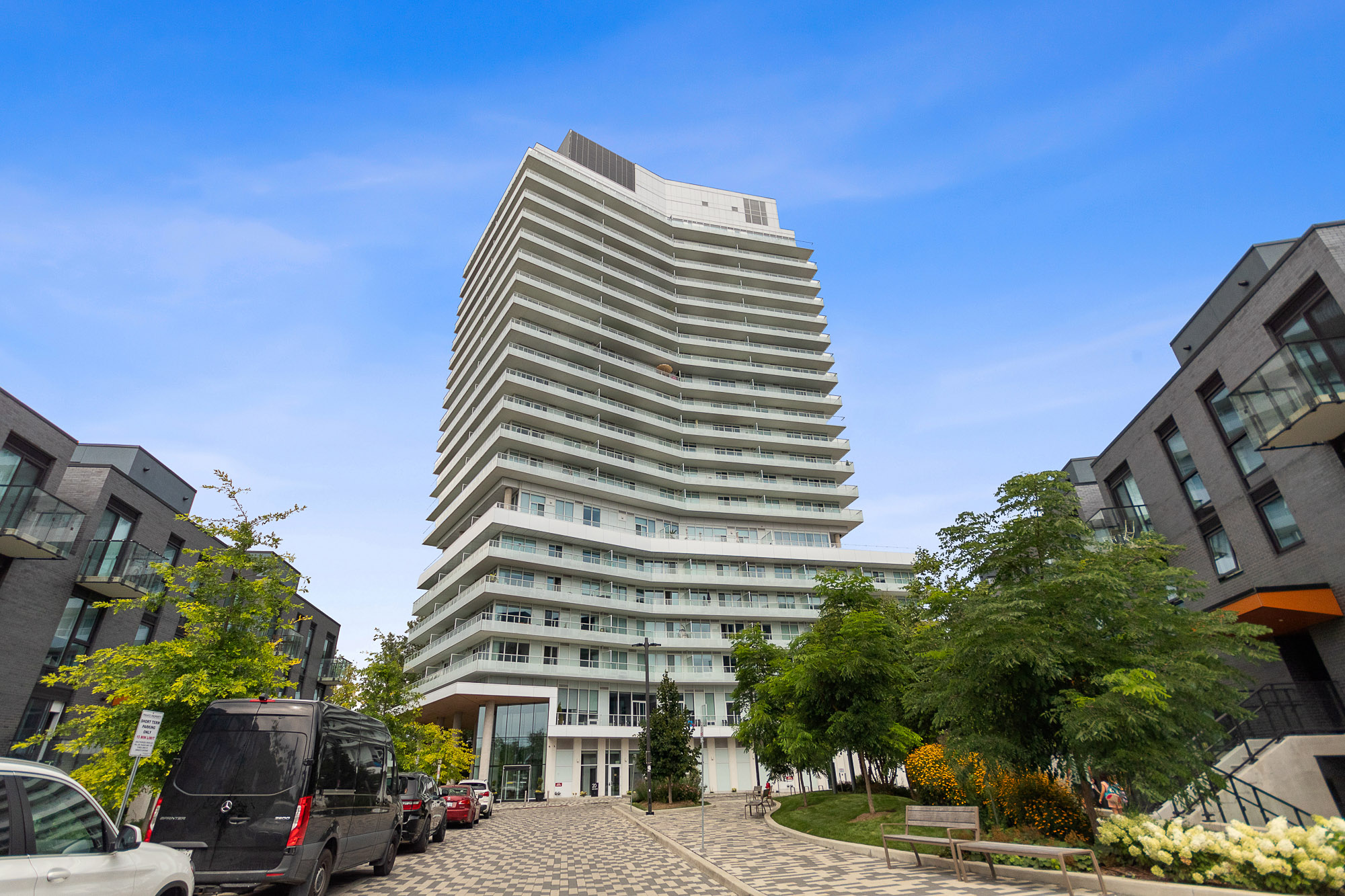 1 Br 1 Ba Condo For Rent Located At: 20 Brin Drive, Toronto Ontario M8X 0B2