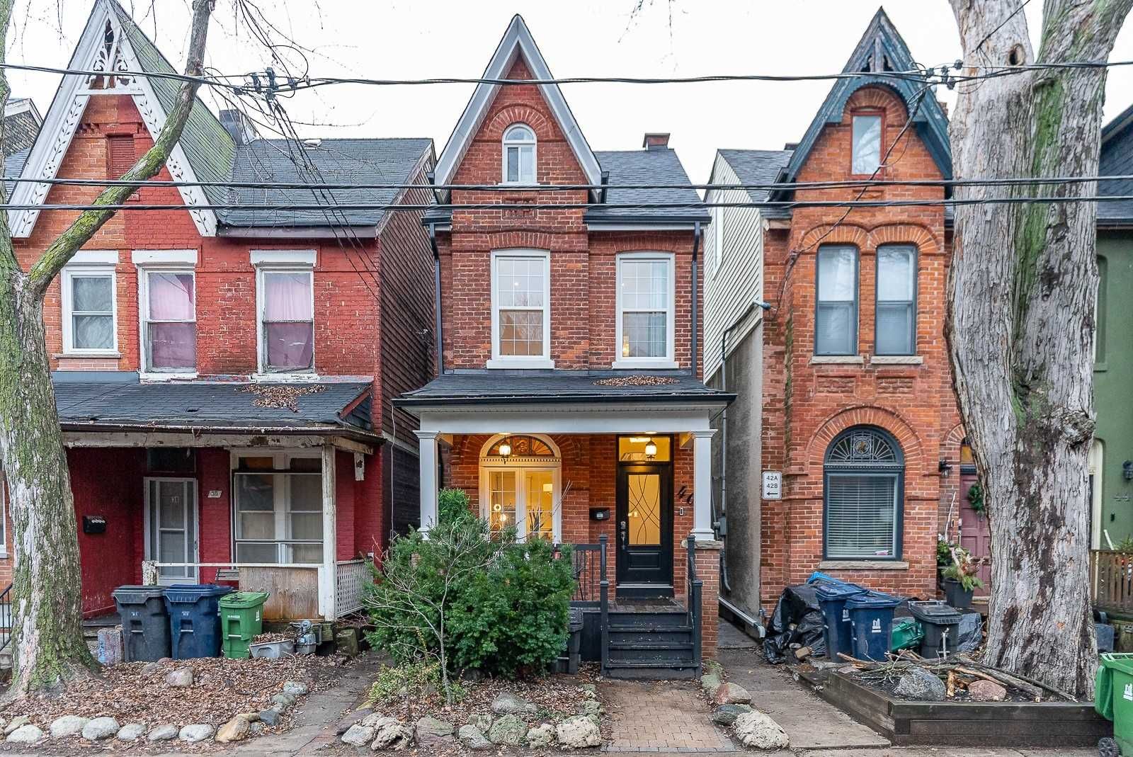 3+1 Br 2 Ba Single Family Detached House For Rent Located At 40 Grant Street, Toronto Ontario M4M 2H5