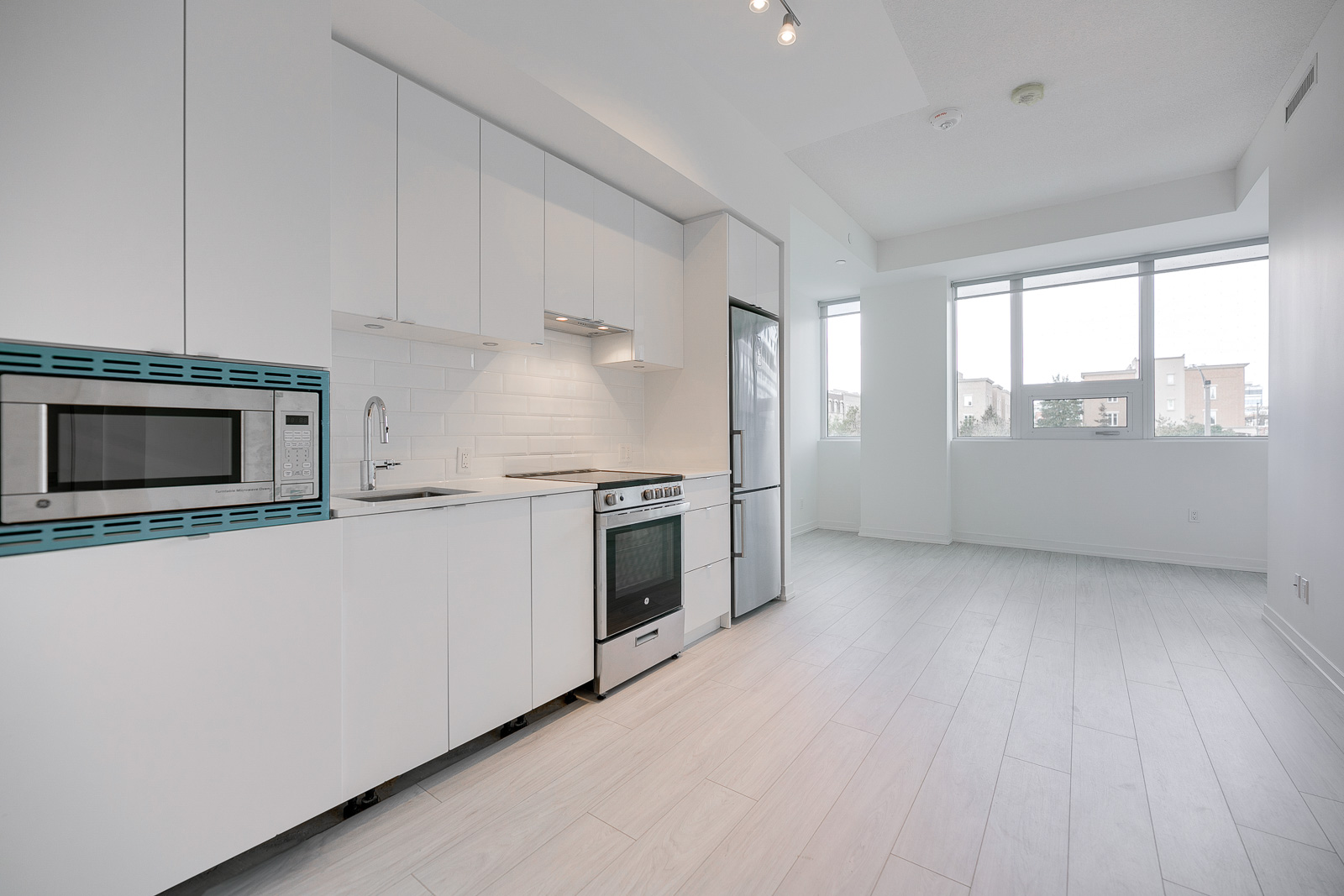 1 Br 1 Ba Condo For Rent In Liberty Village Located At 49 East Liberty Street, Toronto Ontario M6K 0B2