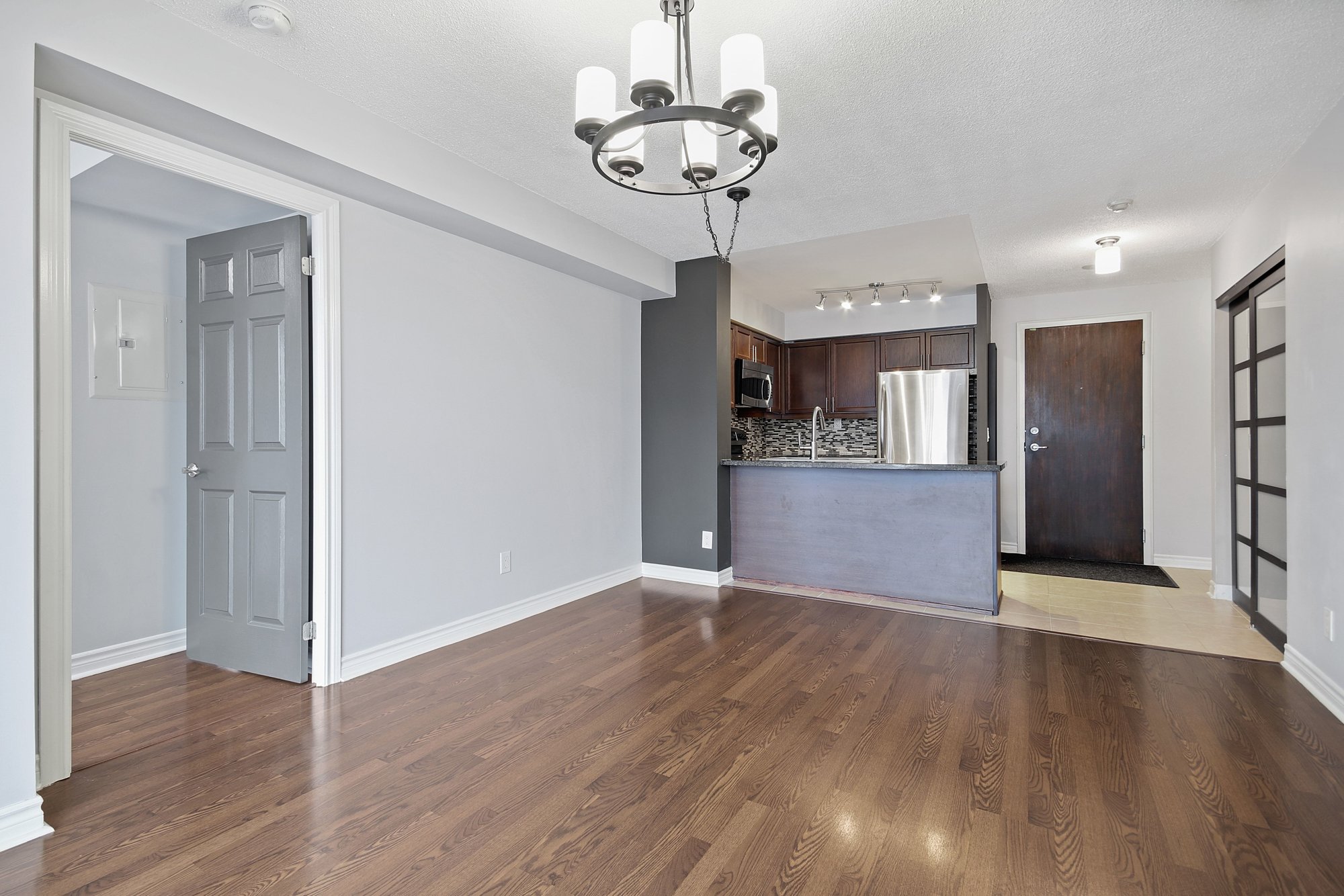 2 Br 2 Ba Condo For Rent In Islington-City Centre West Located At 5 Michael Power Place, Toronto Ontario M9A 0A3