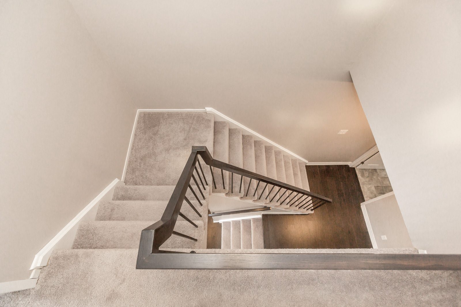 3 Bedroom 1.5 Bathroom Townhouse (Meadowvale)