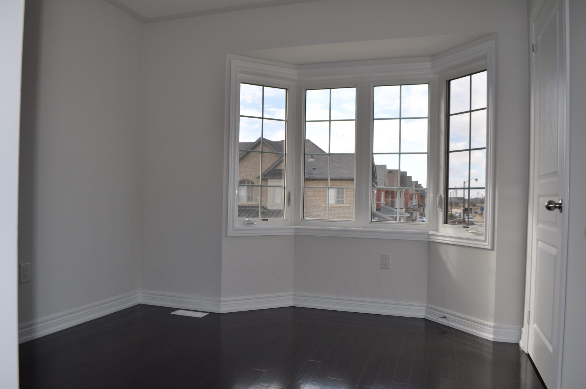Buttonwood_Property_Managament_21_Pelham_Dr._Vaughan_Kleinburg_Bedroom2