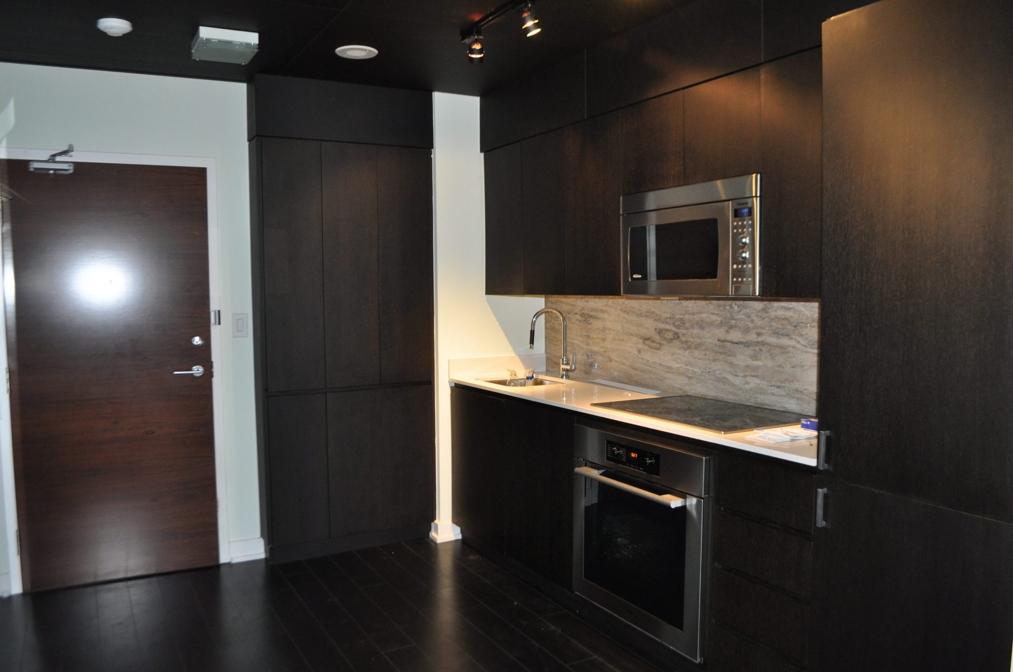 City Place 1 bedroom Condo with parking and locker